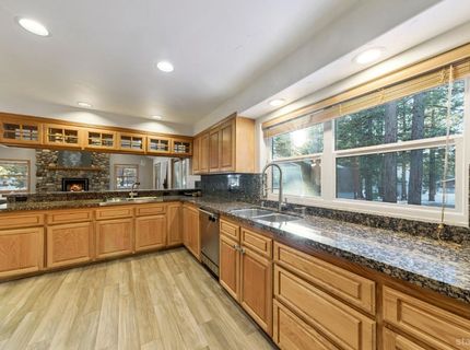 926 Tanglewood Drive, South Lake Tahoe, CA 96150 Photo