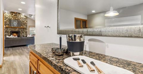 926 Tanglewood Drive, South Lake Tahoe, CA 96150 Photo