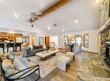 926 Tanglewood Drive, South Lake Tahoe, CA 96150 Photo