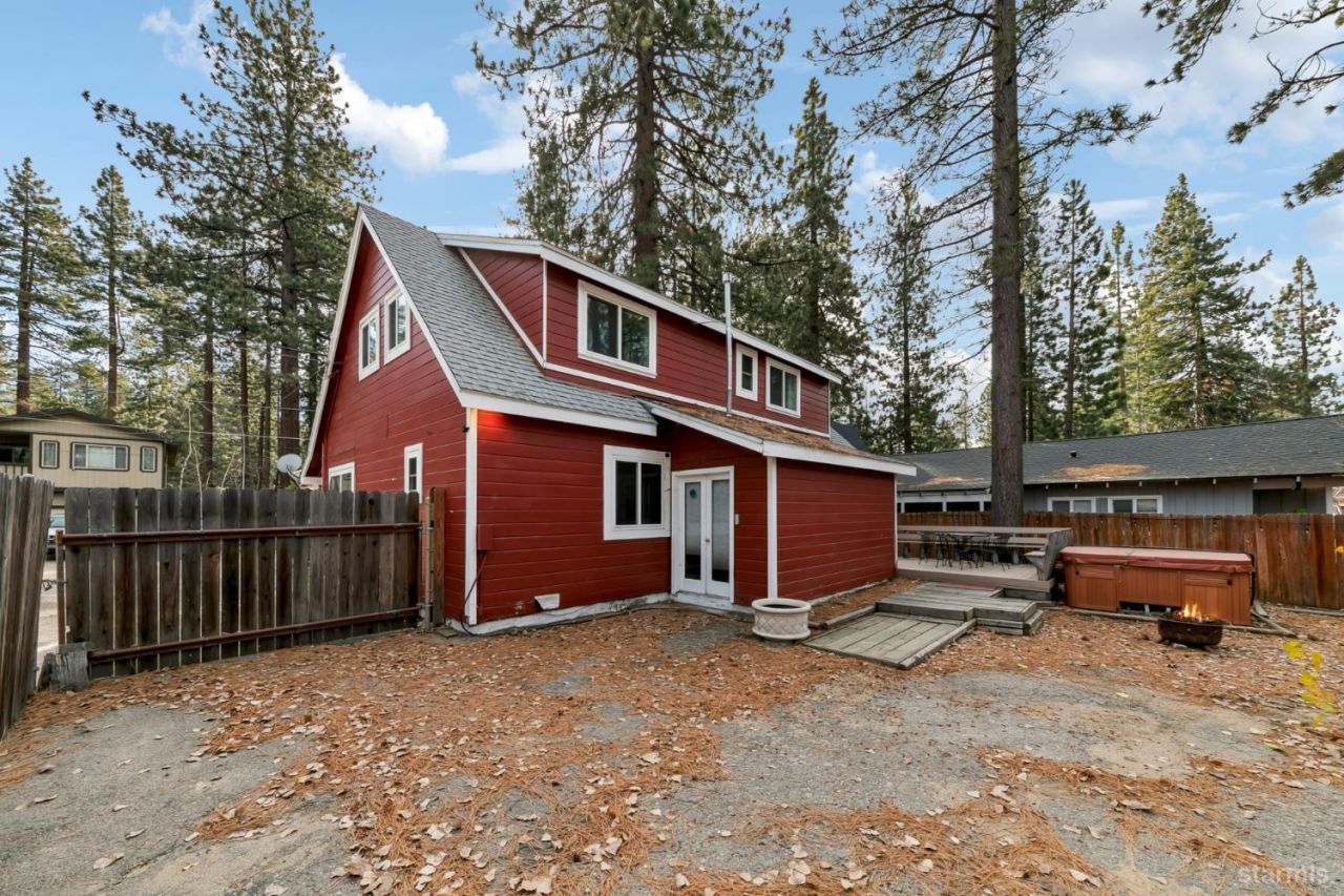 2265 Arizona Avenue, South Lake Tahoe, CA 96150 Photo