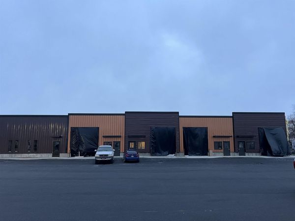 409 E Chubbuck Rd, Chubbuck, ID 83202