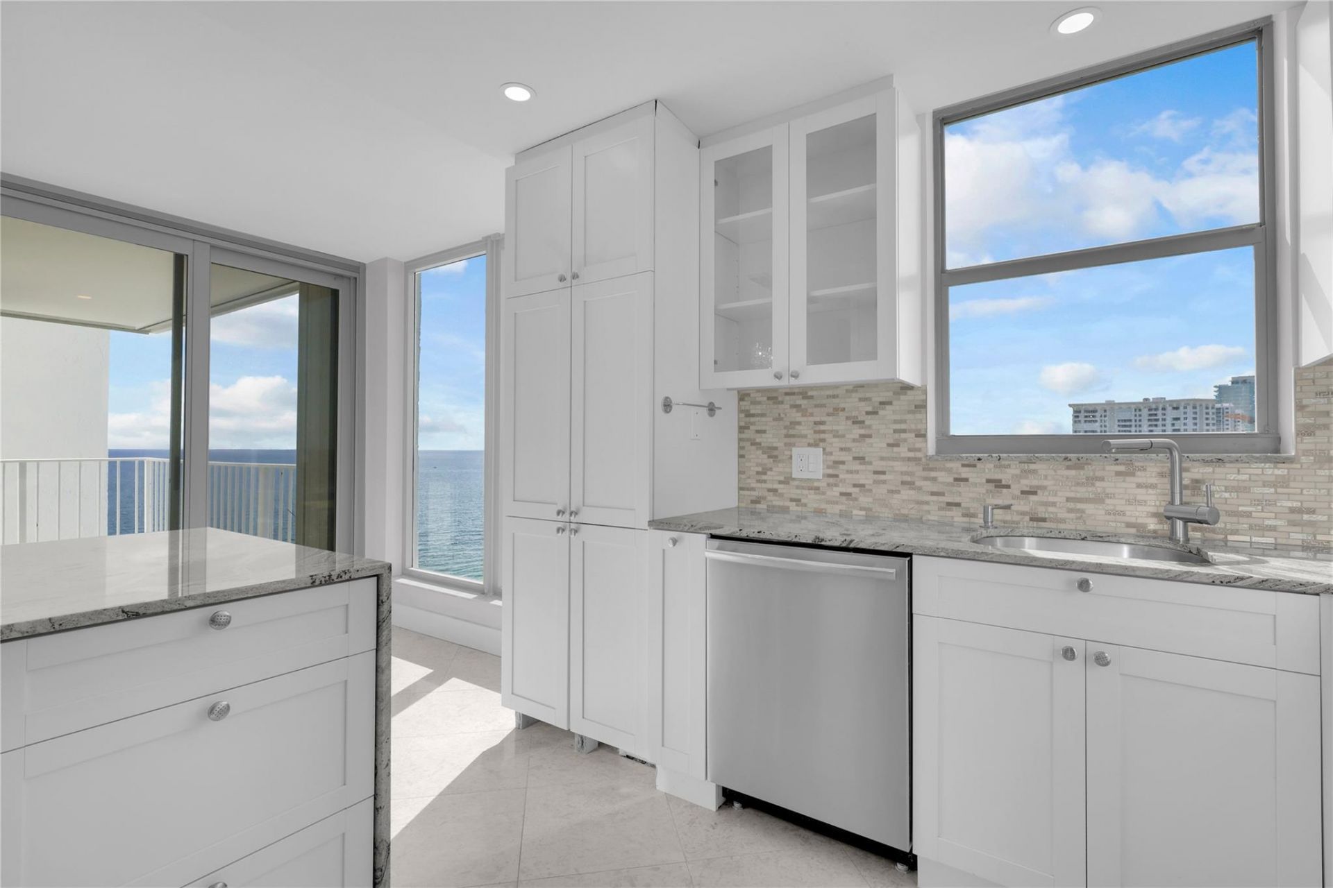 1010 S Ocean Boulevard, Unit 1704, Pompano Beach, FL 33062 Photo