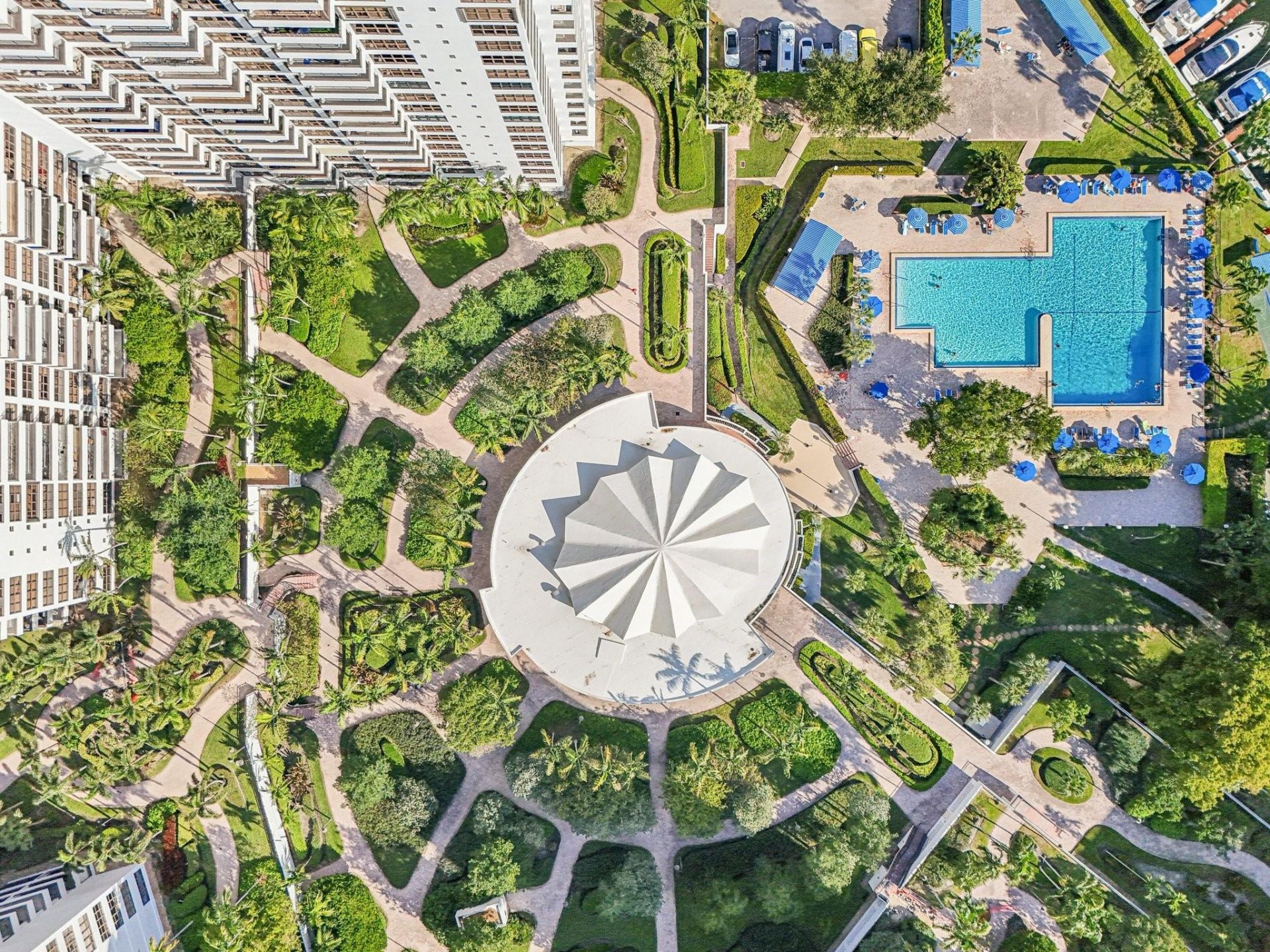 600 Three Islands Blvd, Unit 1106, Hallandale Beach, FL 33009 Photo