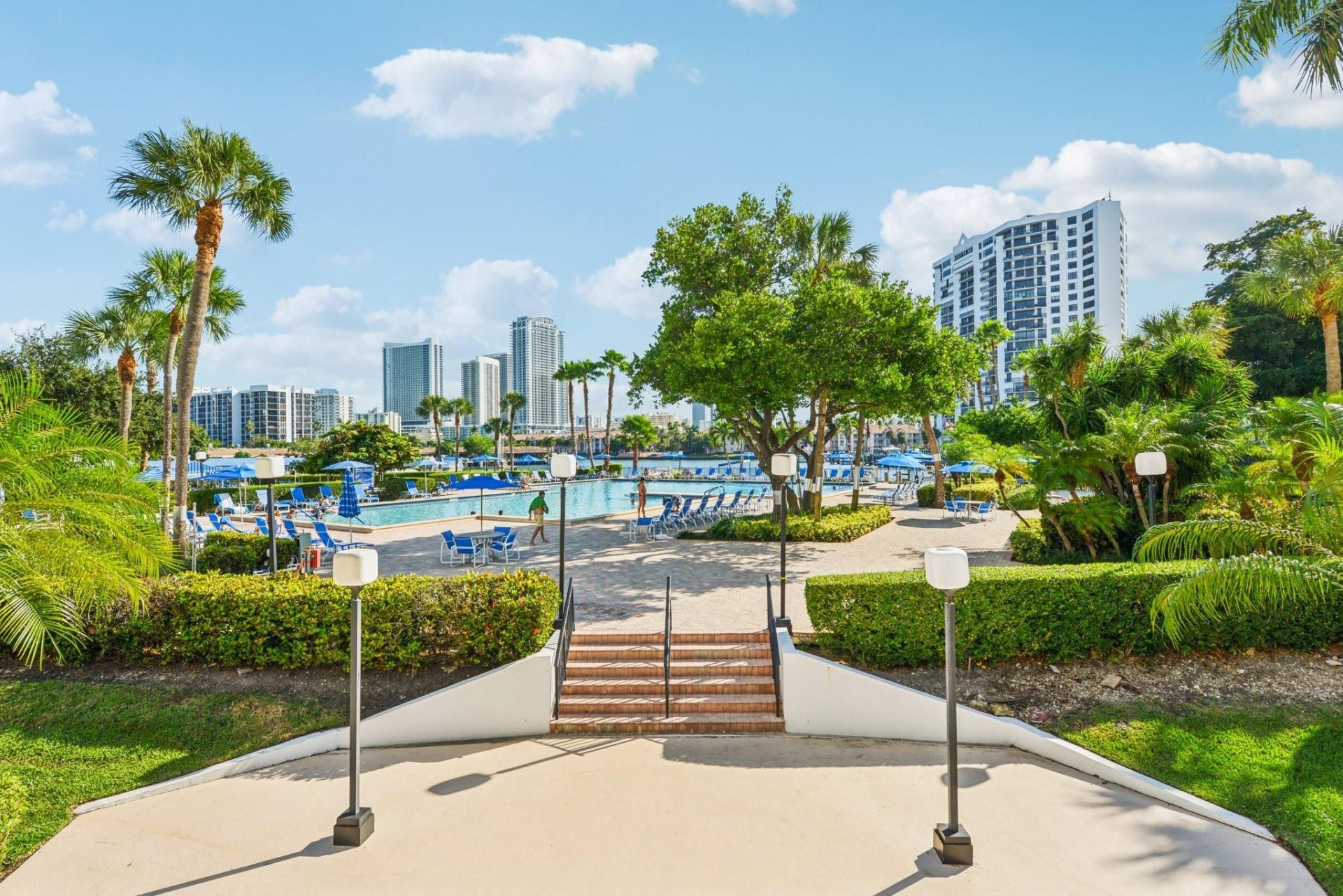 600 Three Islands Blvd, Unit 1106, Hallandale Beach, FL 33009 Photo