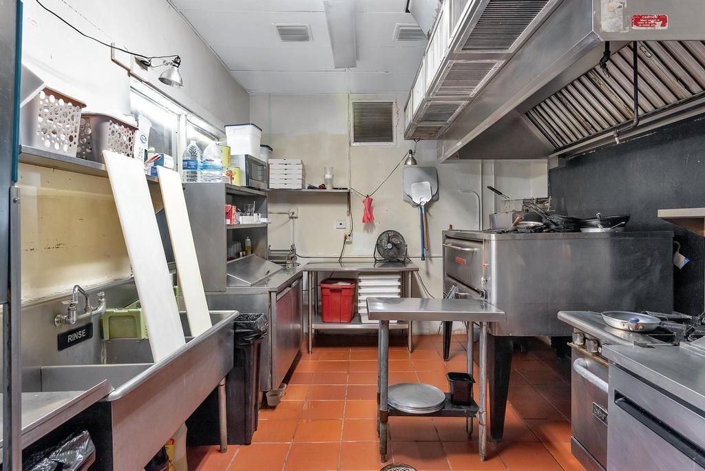 830 N Dixie Highway, Lake Worth Beach, FL 33460 Photo