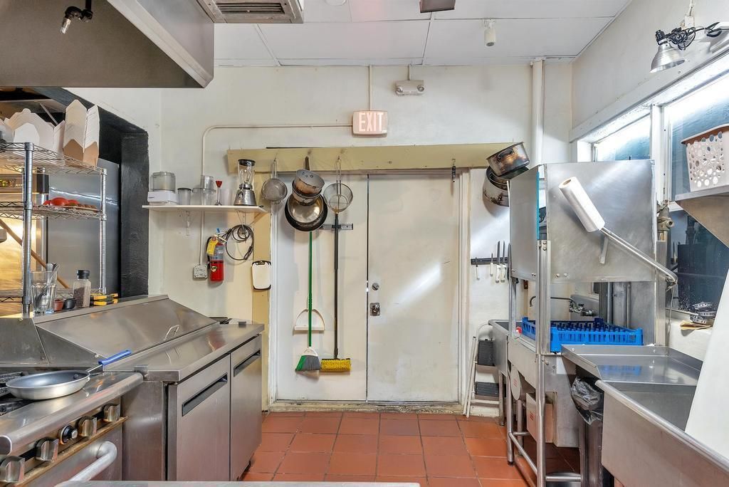 830 N Dixie Highway, Lake Worth Beach, FL 33460 Photo