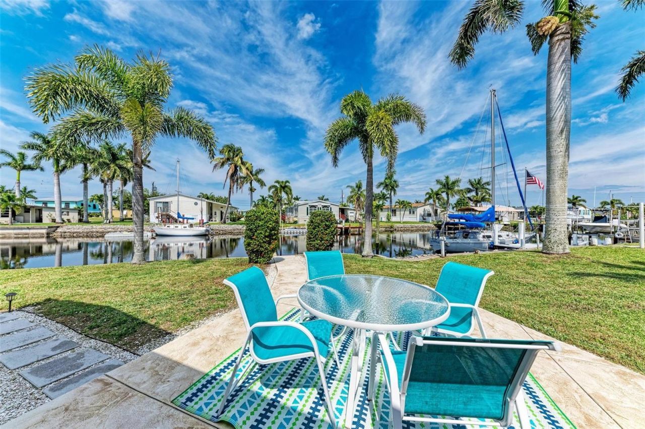 740 Deauville Drive, Punta Gorda, FL 33950 Photo