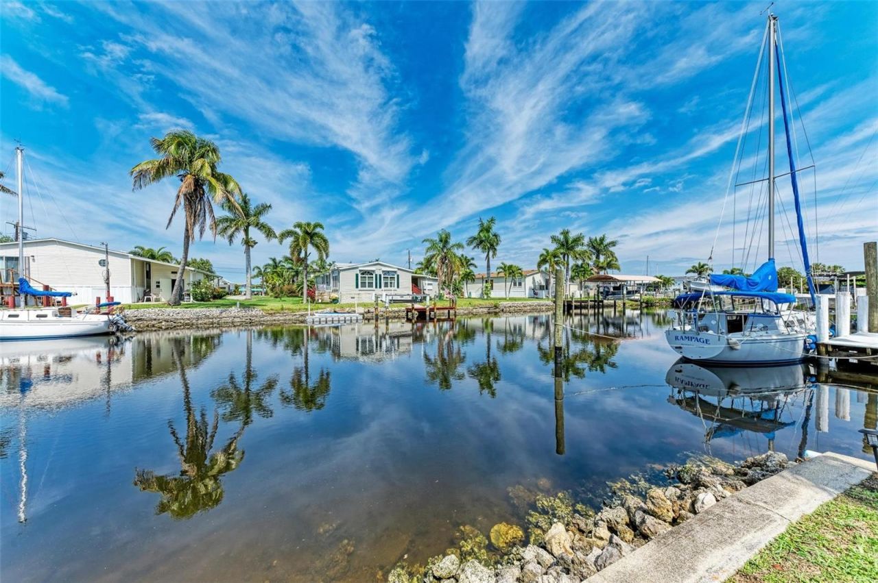 740 Deauville Drive, Punta Gorda, FL 33950 Photo
