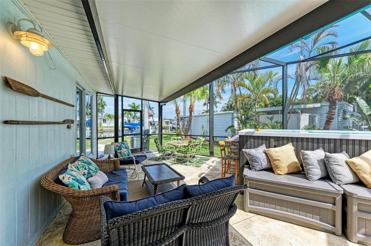 740 Deauville Drive, Punta Gorda, FL 33950 Photo