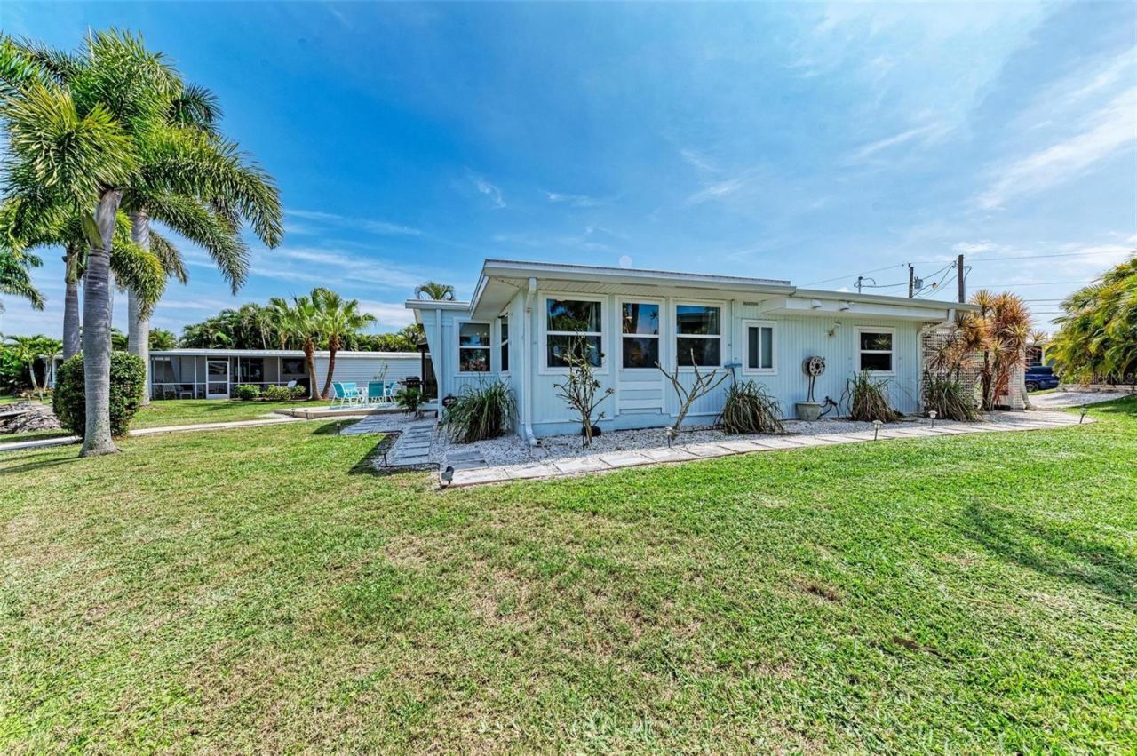 740 Deauville Drive, Punta Gorda, FL 33950 Photo