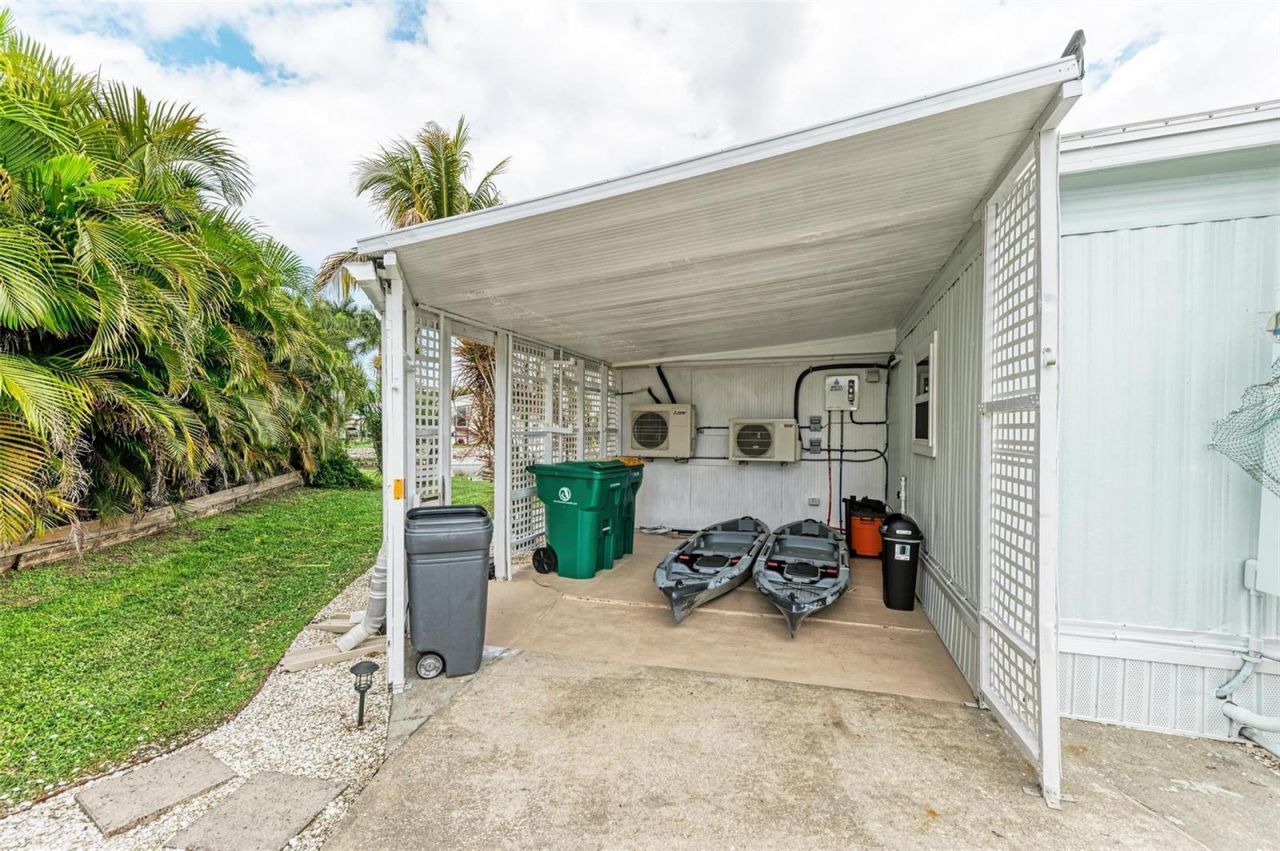 740 Deauville Drive, Punta Gorda, FL 33950 Photo