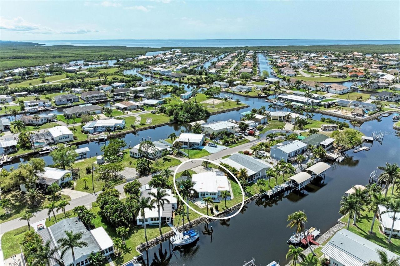 740 Deauville Drive, Punta Gorda, FL 33950 Photo