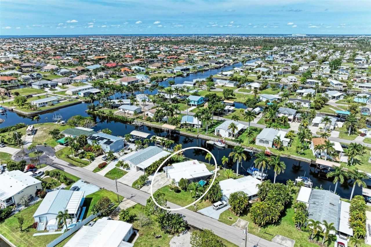 740 Deauville Drive, Punta Gorda, FL 33950 Photo