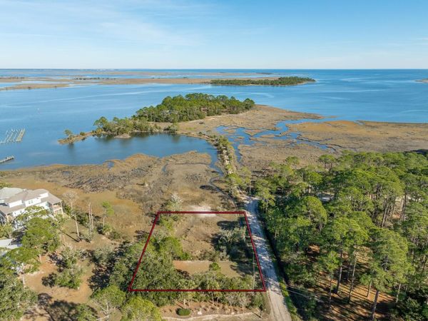 Chickasaw Street, Panacea, FL 32346