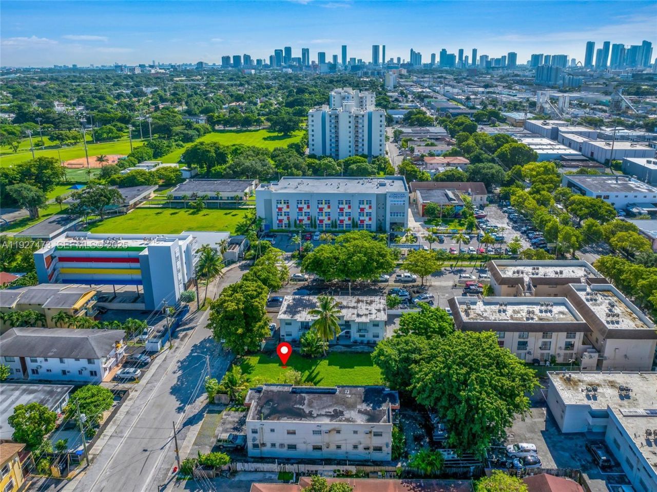 1872 NW 24th St, Miami, FL 33142 Photo