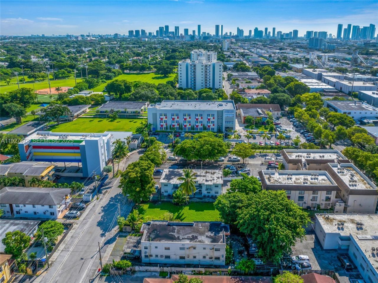 1872 NW 24th St, Miami, FL 33142 Photo