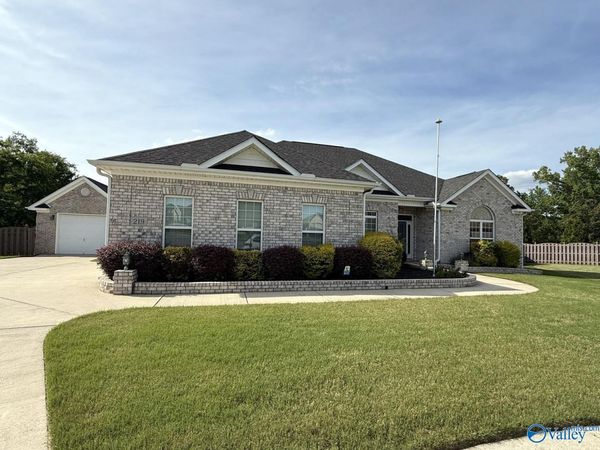 219 Woodgrove Drive, Madison, AL 35757