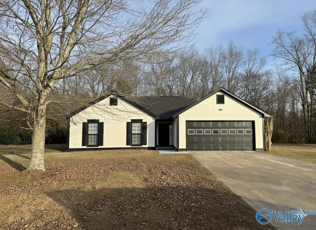 205 Nina Pearl Drive, Huntsville, AL 35811 Main Photo
