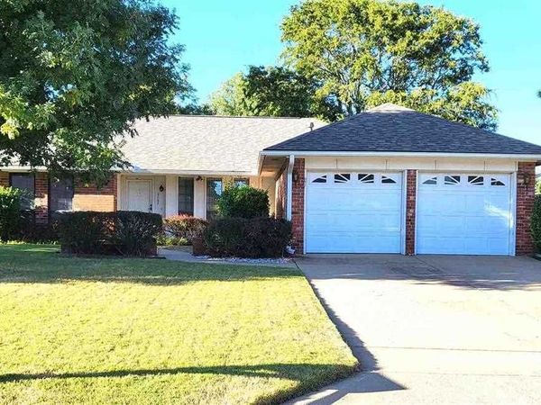 2107 Donner, Ponca City, OK 00000