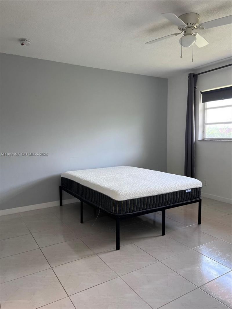 300 NE 20th St, Unit 406, Boca Raton, FL 33431 Photo