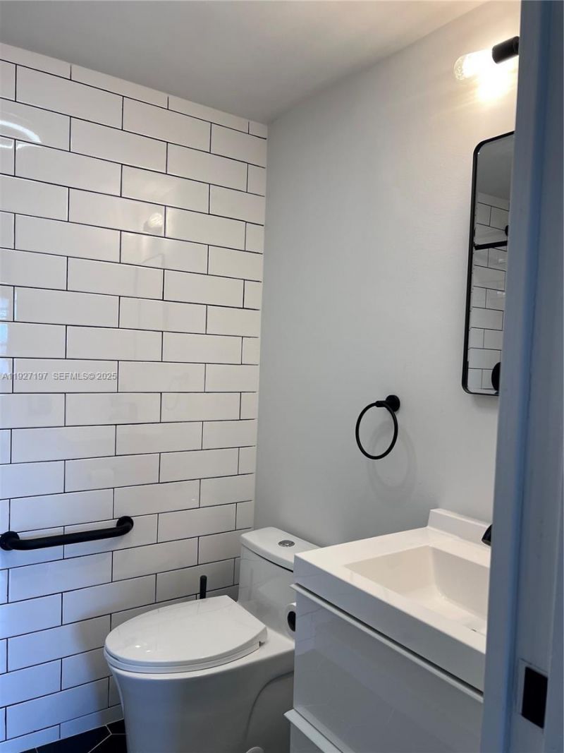 300 NE 20th St, Unit 406, Boca Raton, FL 33431 Photo