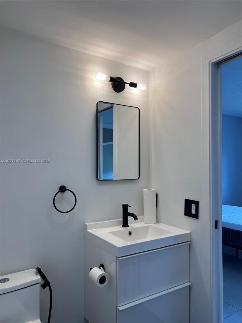 300 NE 20th St, Unit 406, Boca Raton, FL 33431 Photo