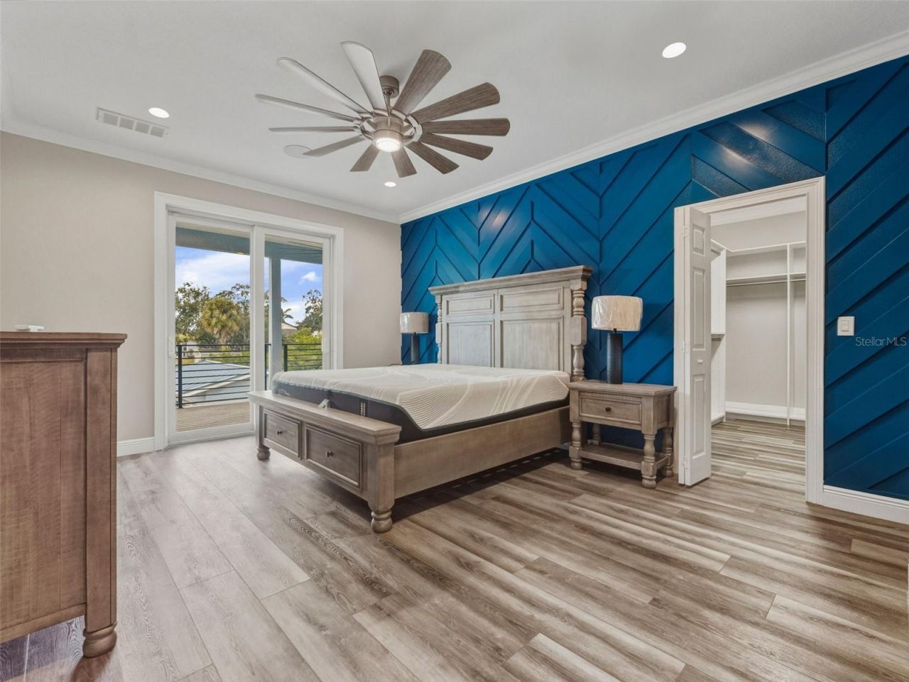 8717 Driftwood Drive, Tampa, FL 33615 Photo