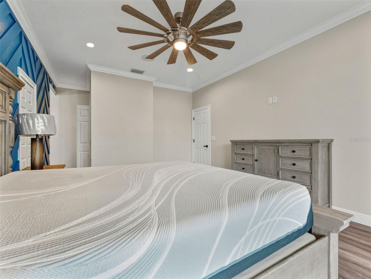 8717 Driftwood Drive, Tampa, FL 33615 Photo