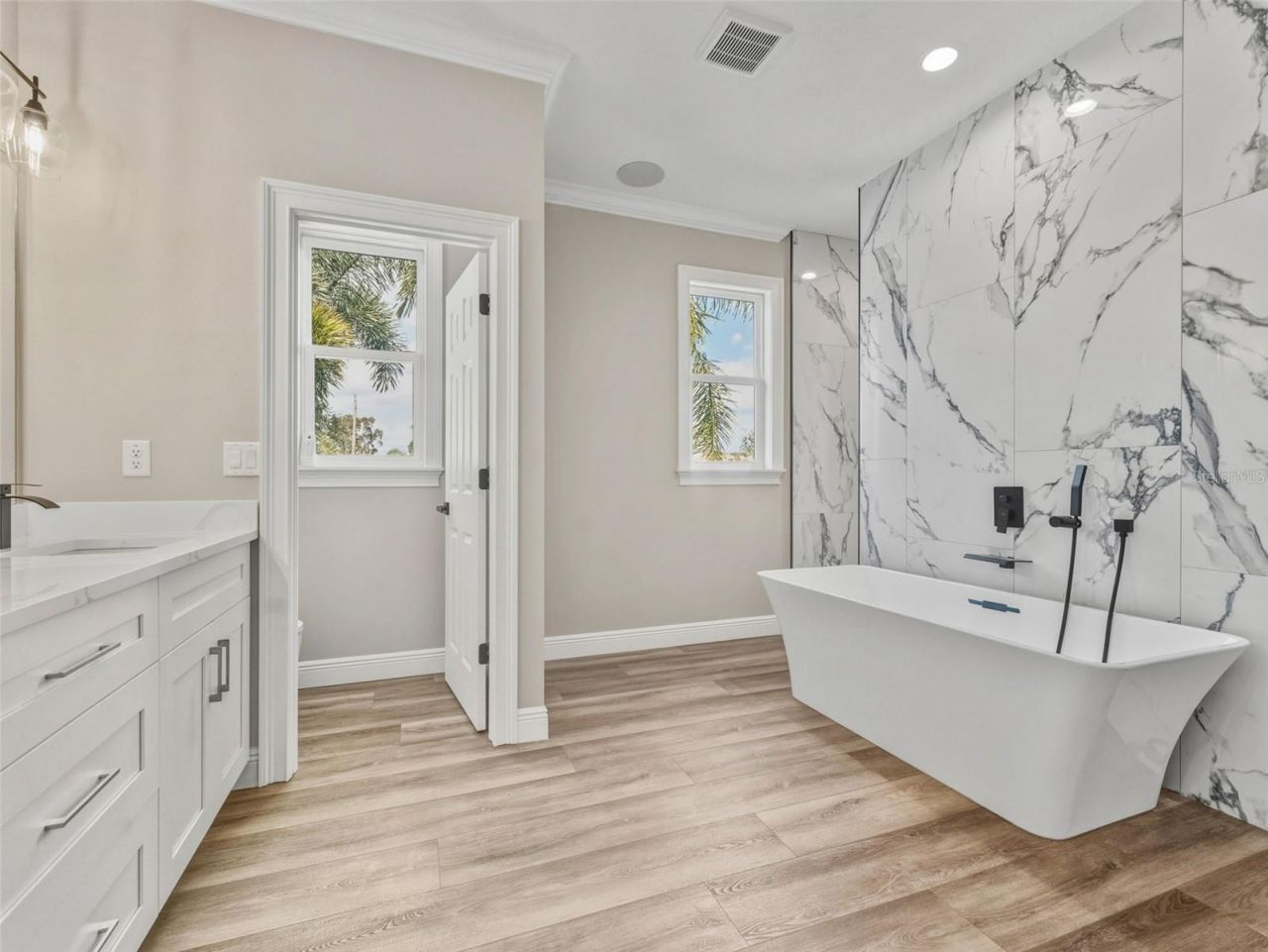 8717 Driftwood Drive, Tampa, FL 33615 Photo