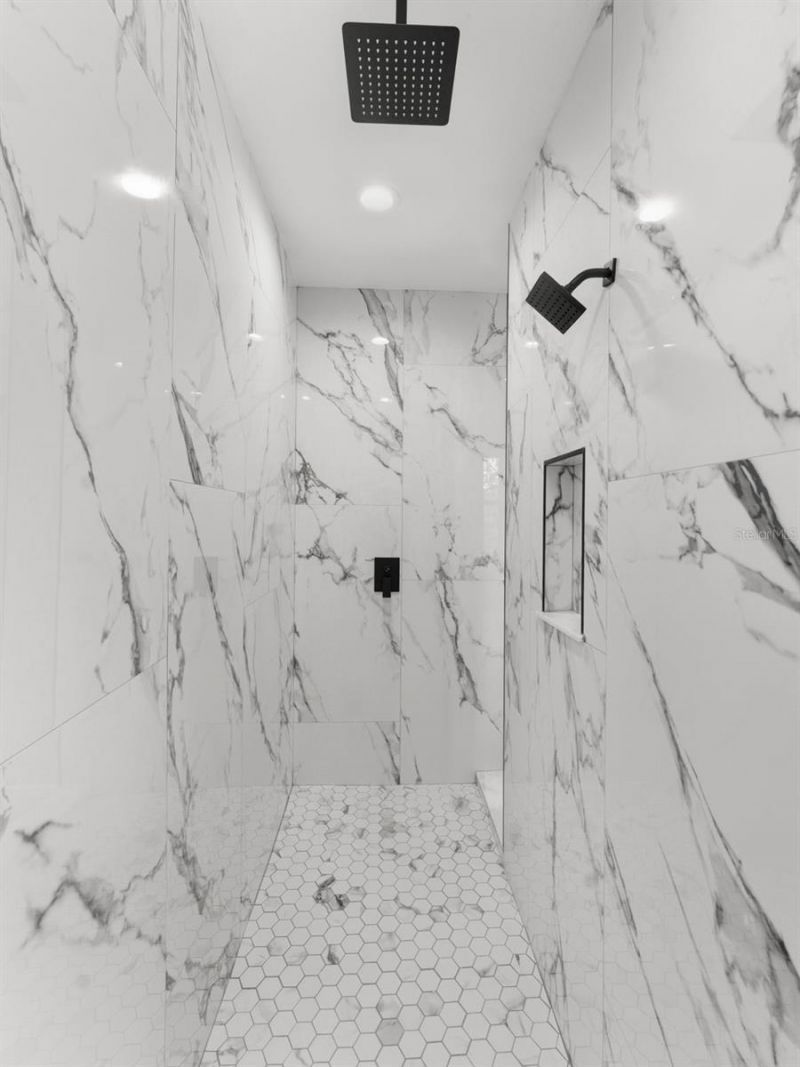 8717 Driftwood Drive, Tampa, FL 33615 Photo