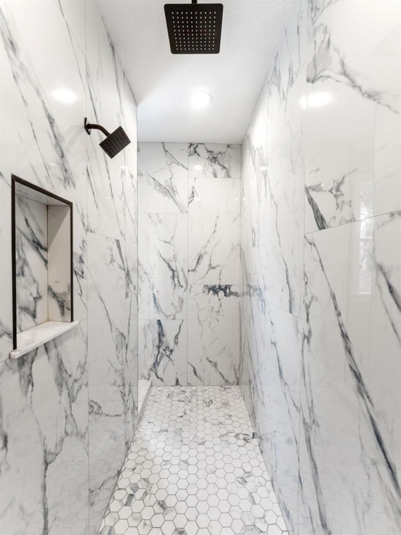 8717 Driftwood Drive, Tampa, FL 33615 Photo