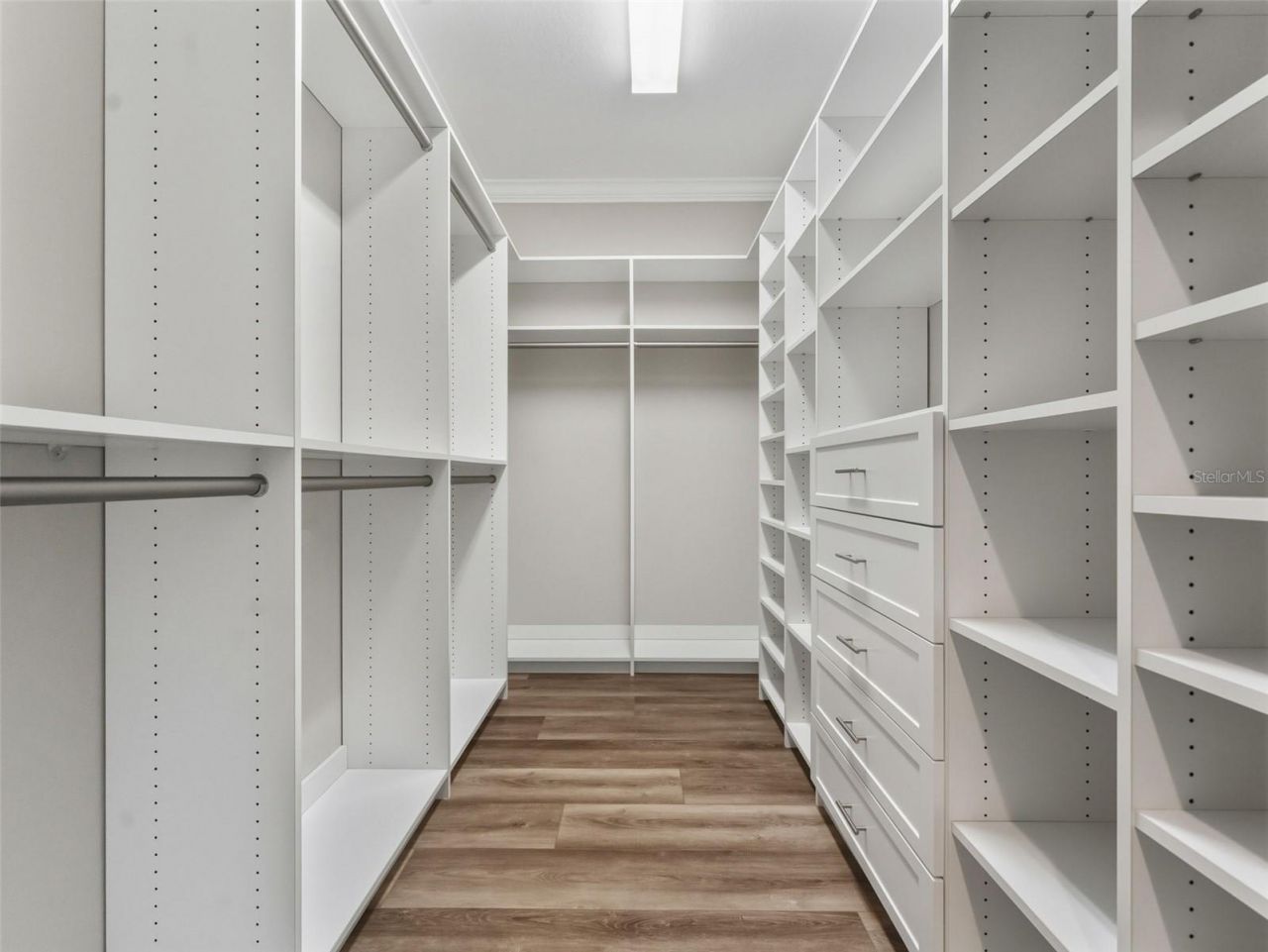 8717 Driftwood Drive, Tampa, FL 33615 Photo