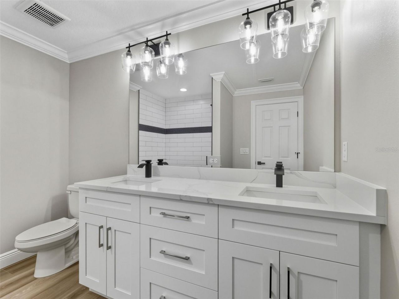 8717 Driftwood Drive, Tampa, FL 33615 Photo