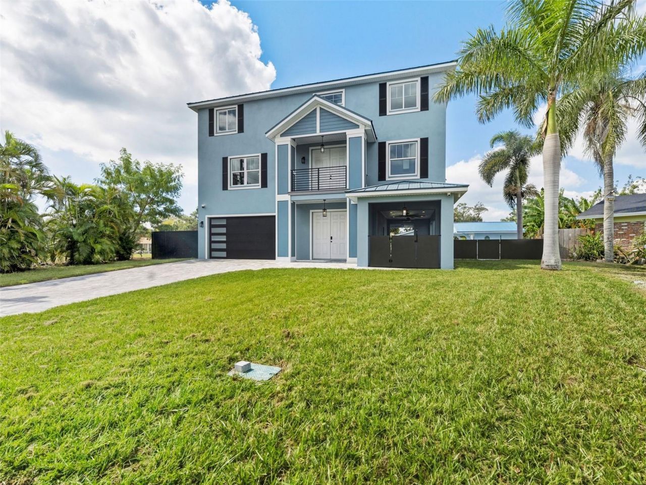 8717 Driftwood Drive, Tampa, FL 33615 Photo