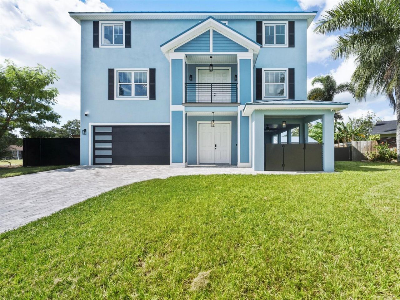 8717 Driftwood Drive, Tampa, FL 33615 Photo