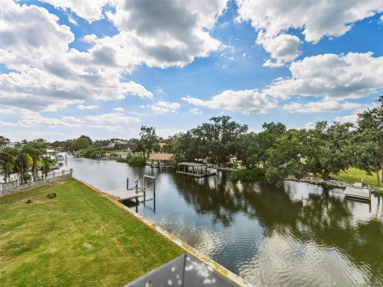 8717 Driftwood Drive, Tampa, FL 33615 Photo