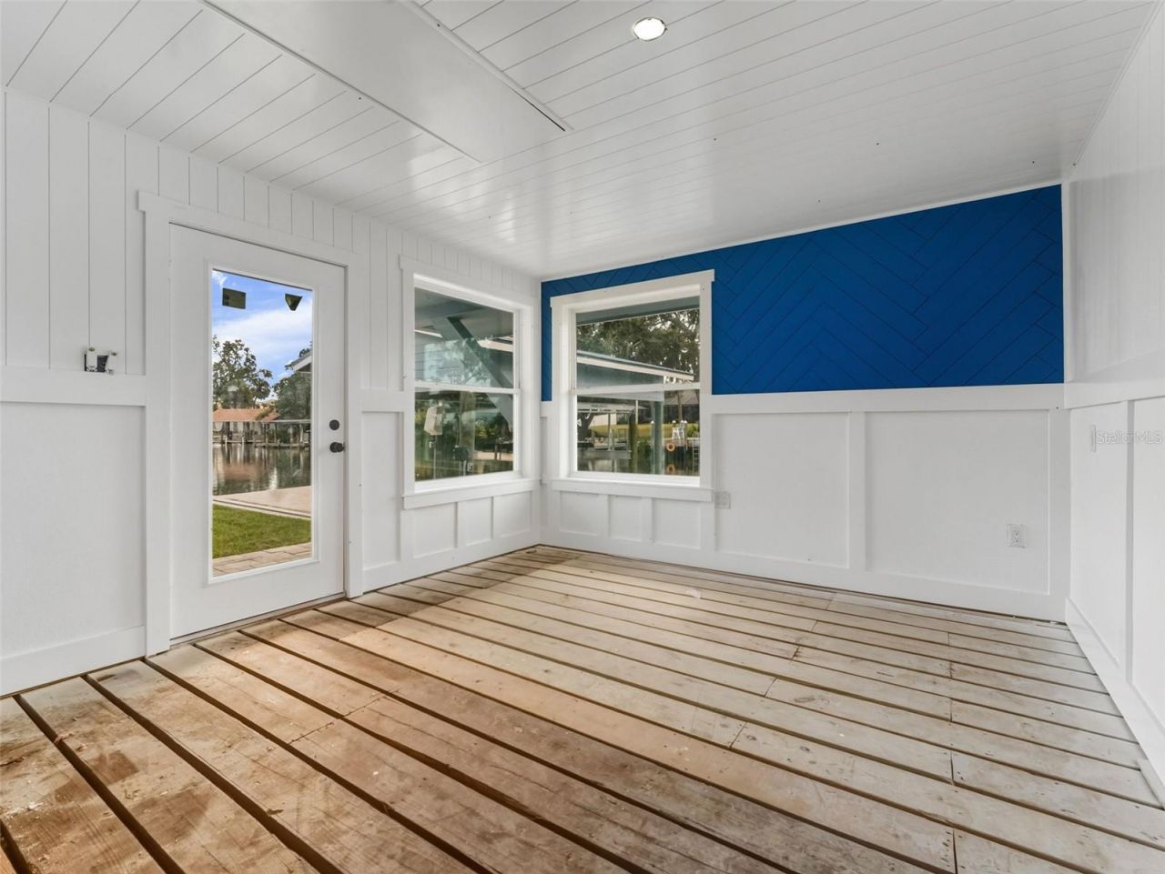 8717 Driftwood Drive, Tampa, FL 33615 Photo