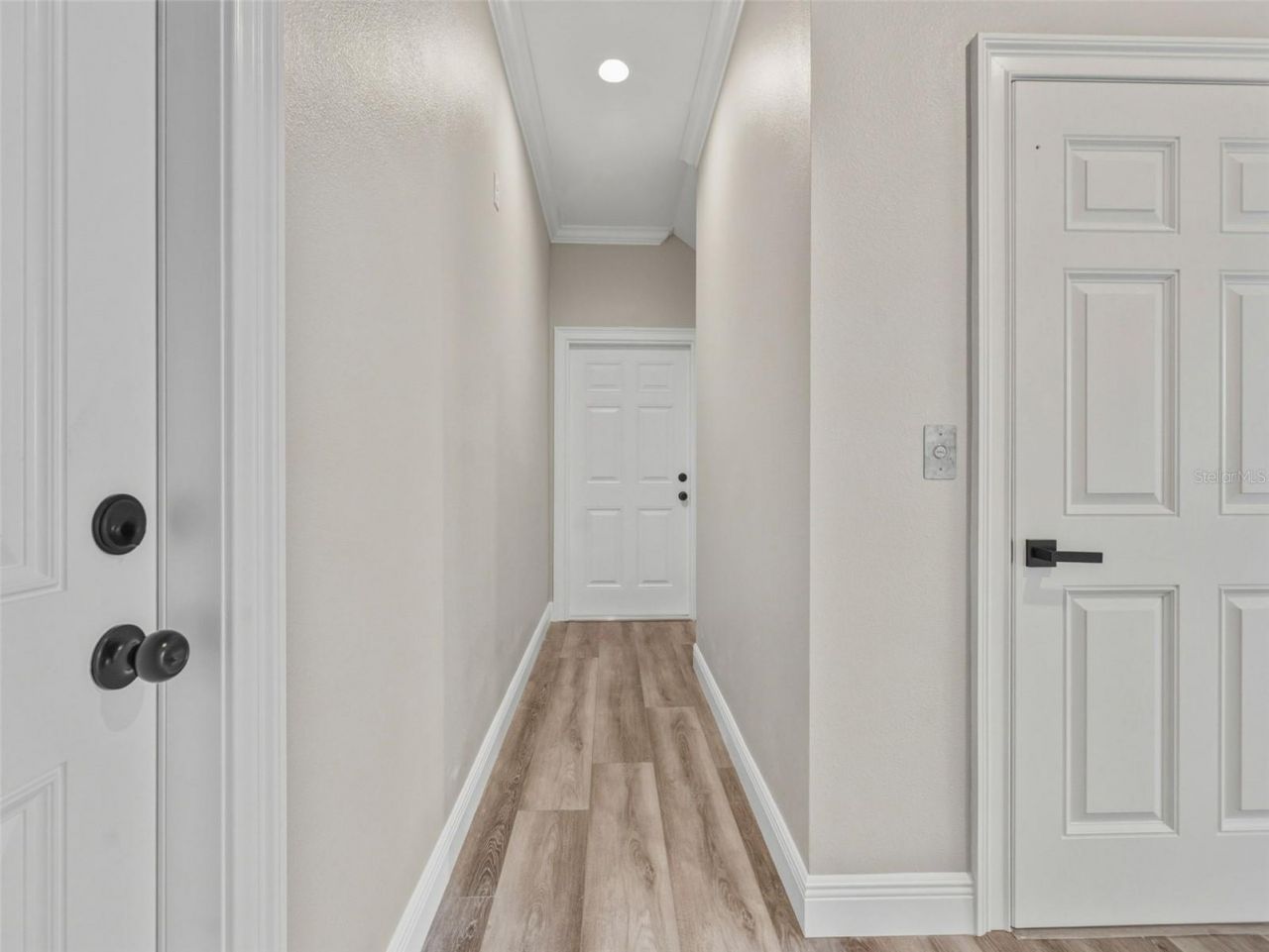 8717 Driftwood Drive, Tampa, FL 33615 Photo