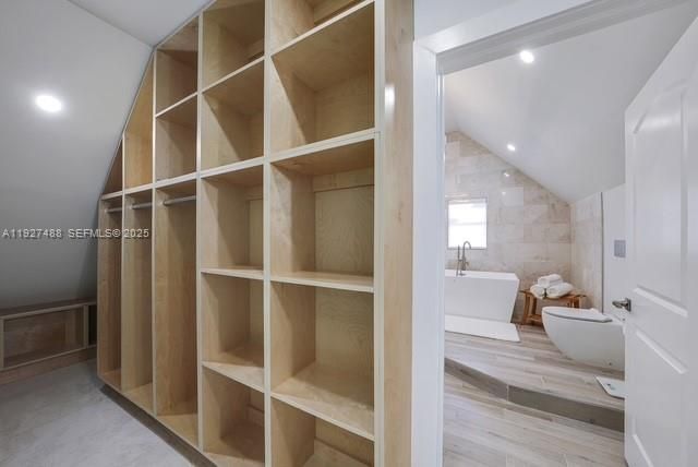 202 Mahogany Dr, Key Largo, FL 33037 Photo