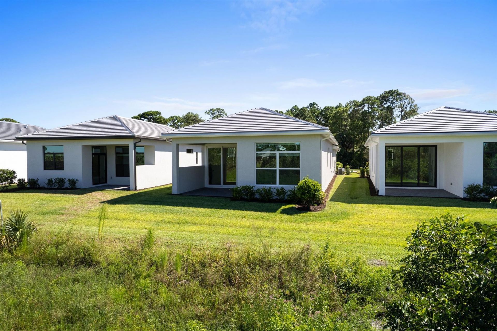 423 SE Via Sangro, Port Saint Lucie, FL 34952 Photo