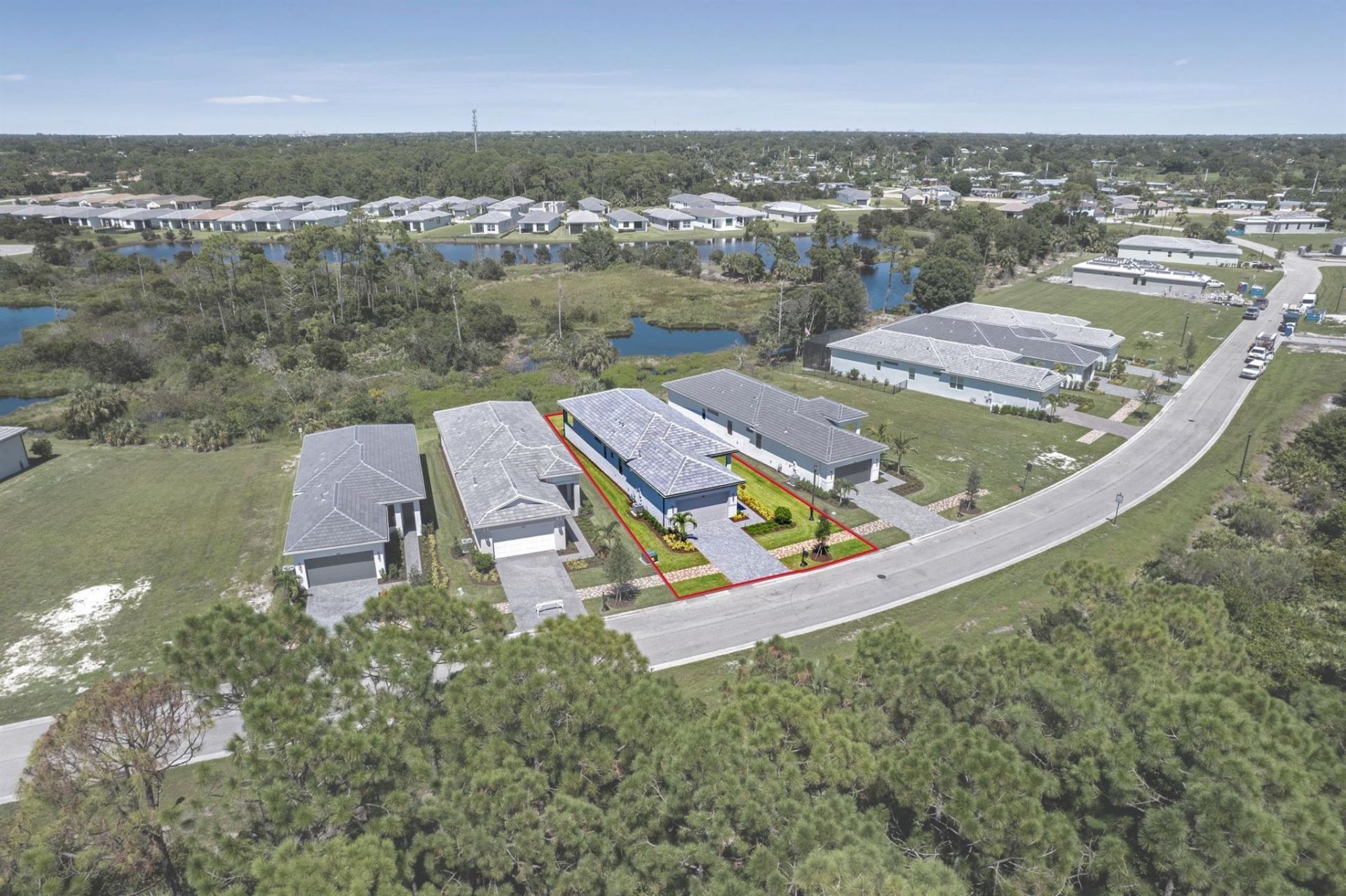 419 SE Via Sangro, Port Saint Lucie, FL 34952 Photo