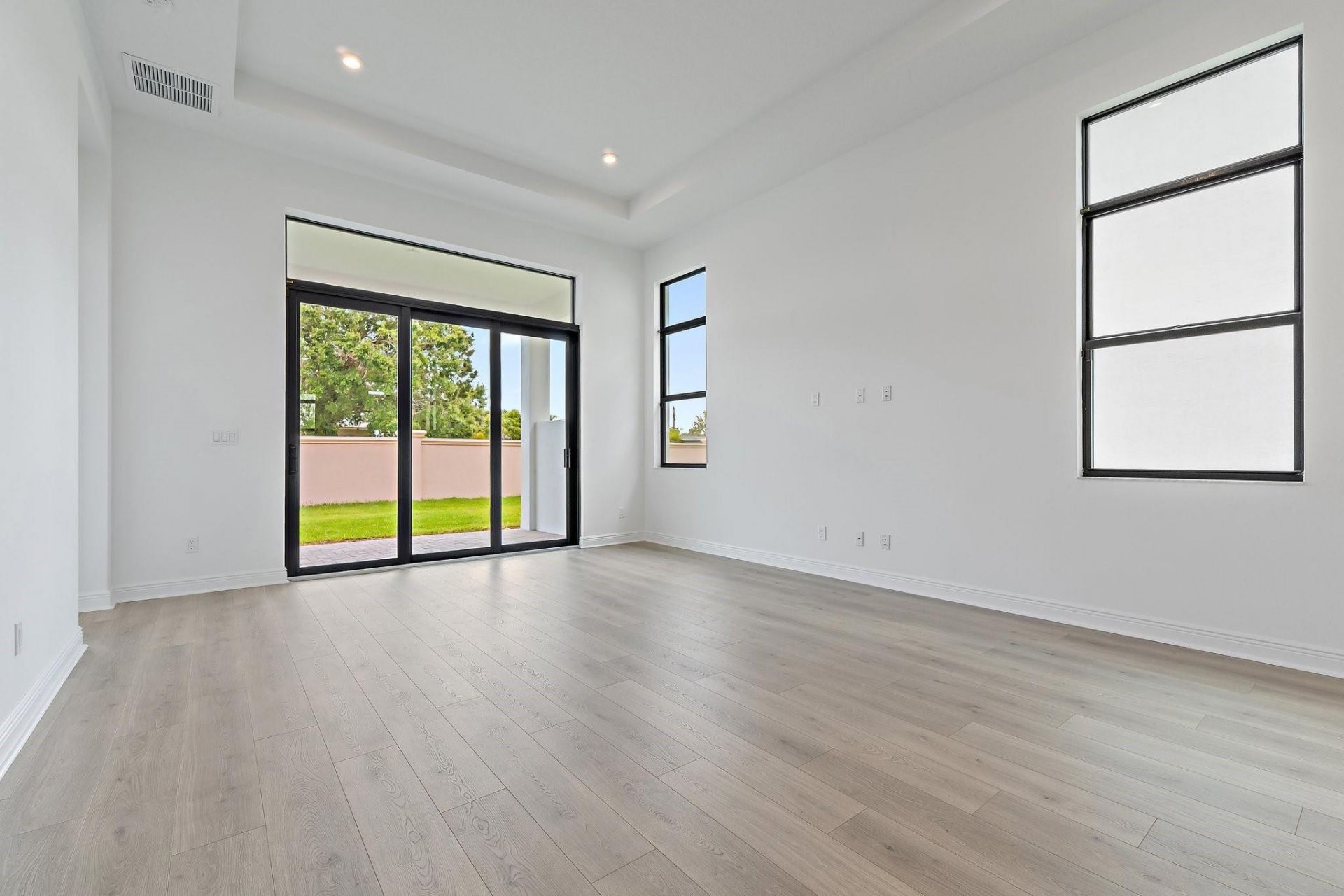 308 SE Via Sangro, Port Saint Lucie, FL 34952 Photo