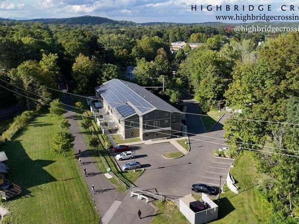 128 Vineyard Avenue, Unit 207, Highland, NY 12528