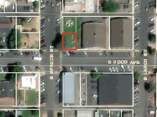 180 S Spruce Street, Sisters, OR 97759