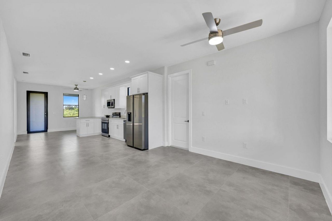 312 Progress Avenue, Lehigh Acres, FL 33974 Photo