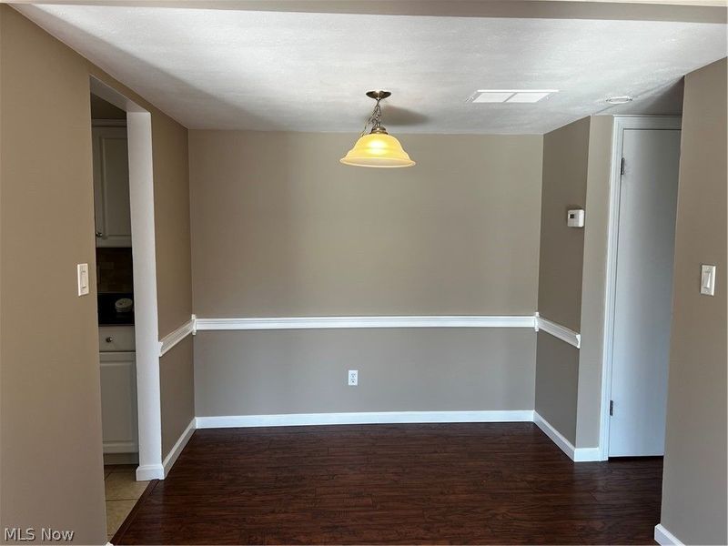 6910 Carriage Hill Drive, Unit 104, Brecksville, OH 44141 Photo 8