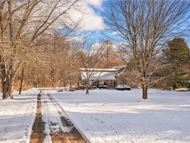 2617 W River Road, Newton Falls, OH 44444 Photo 2