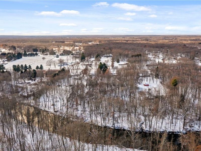 2617 W River Road, Newton Falls, OH 44444 Photo 4