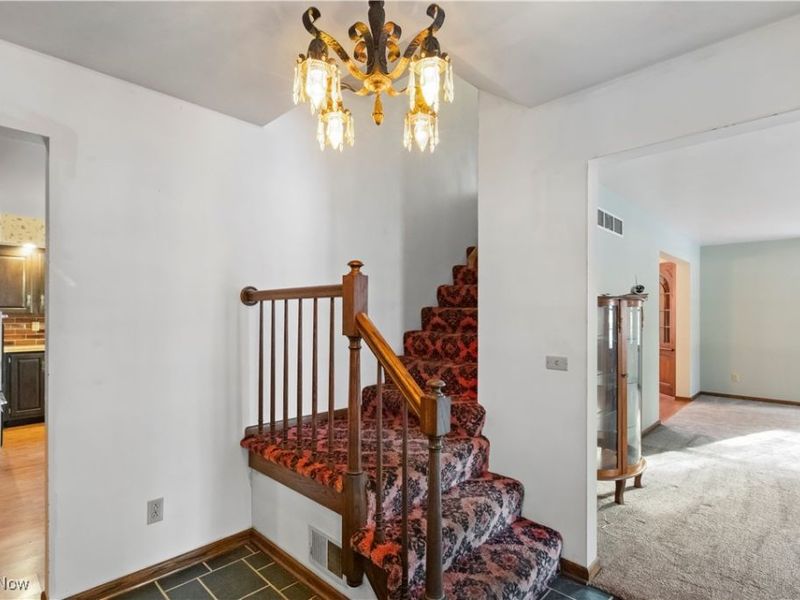 2617 W River Road, Newton Falls, OH 44444 Photo 6