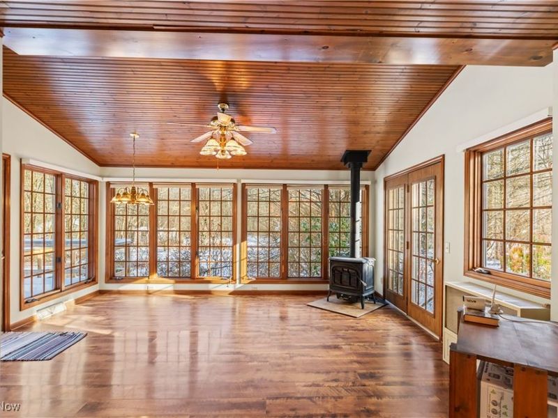 2617 W River Road, Newton Falls, OH 44444 Photo 8